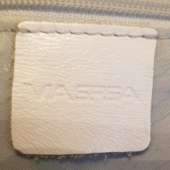 Via Spiga White Leather Bag with Gold Studs - Picture 5 of 9